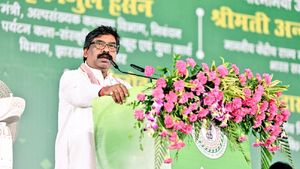 झारखंड में और 5 हजार उत्कृष्ट विद्यालय बनेंगे, सीएम हेमंत ने की घोषणा