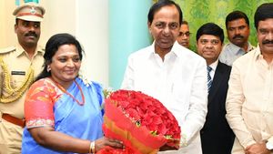 Telangana News: बिलों को लेकर राज्यपाल तमिलसाई और BRS सरकार के बीच खींचतान 