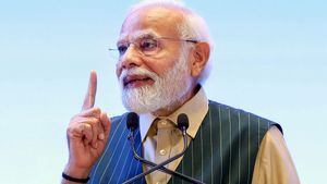 तेलंगाना में 21 रेलवे स्टेशनों के विकास की नींव रखेंगे पीएम मोदी 