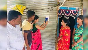 तेलंगाना: संपत्ति कर के लिए क्यूआर कोड वाला पहला गांव बना मुखरा (के), सभी घरों में लगे स्कैनर 
