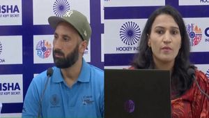 Hockey India: हॉकी इंडिया ने उठाया बड़ा कदम, सरदार सिंह और रानी रामपाल को बनाया सब-जूनियर टीमों का मुख्य कोच