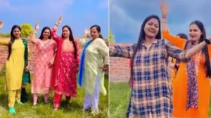 स्कूल में छात्रों से जबरदस्ती रील बनवा रहे टीचर, सवाल पूछने पर बोले- 'पहले मुझे जलेबी खाने दो'