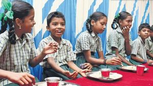 तेलंगाना: प्राथमिक स्कूलों में जल्द शुरू होने जा रहा है नाश्ता योजना, अधिकारी तैयारियों में लगे