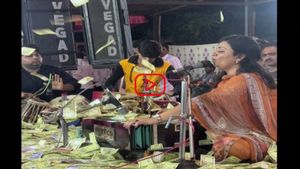 Video: कच्छ में लोक गायिका उर्वशी के गाने पर उड़े लाखों के नोट, कहां खर्च होंगे? जानिए 
