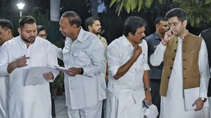 Media Boycott:  न्यूज एंकरों के बॉयकॉट ने आपातकाल की याद दिलाई