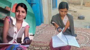 kamla Meghwal Success Story: 11 साल की उम्र में करंट लगने से दोनों हाथ गंवाने वाली कमला बन गई टीचर