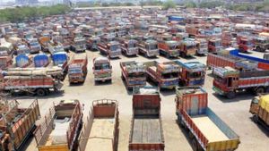 Odisha: पटनायक सरकार राजमार्गों पर 15 ट्रक टर्मिनल का करेगी निर्माण,  150 करोड़ रुपए होंगे खर्च 