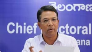 Telangana Polls: कैश-शराब की आवाजाही पर लगेगा अंकुश, मुख्य निर्वाचन अधिकारी ने बनाई रणनीति