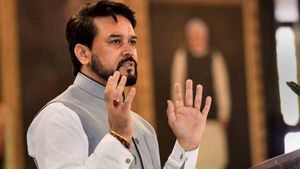 ओडिशा पहुंचे अनुराग ठाकुर ने रैली में सत्‍तारूढ़ बीजद के बजाय बंगाल की ममता सरकार पर साधा निशाना 