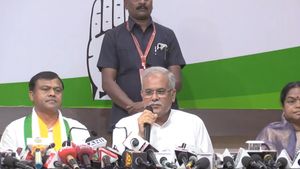 'मोदी जुमलेबाज हैं, आते हैं और जुमलेबाजी करके चले जाते हैं', PM के छत्तीसगढ़ आगमन पर बरसे CM भूपेश बघेल