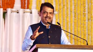 'मैं फिर आऊंगा' बीजेपी ने देवेंद्र फडणवीस का वीडियो किया पोस्ट, शुरु हुआ कयासों का दौर