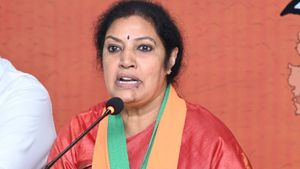 Andhra: डी पुरंदेश्वरी ने की गृह मंत्री शाह से मुलाकात, आंध्र प्रदेश शराब नीति की CBI जांच की मांग 