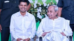 ओडिशा: अपने फैसले से CM नवीन पटनायक ने BJP की निकाली हवा, वीके पांडियन नबीन ओडिशा का अध्यक्ष नियुक्त
