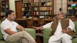 Satya Pal Malik: सत्यपाल मलिक के अव्यवहारिक आरोपों पर टिकी राहुल की आशा
