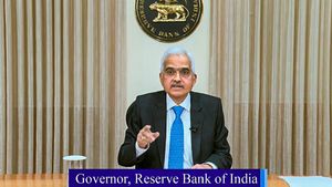 RBI Monetary Policy:  रेपो रेट में नहीं हुआ कोई बदलाव, नहीं बढ़ेगी EMI, जानें बैठक की अहम बातें