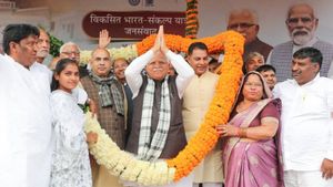 सीएम खट्टर ने रवाना किया विकसित भारत संकल्प यात्रा का रथ, बताया इसका उद्देश्य