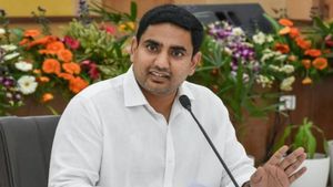 आंध्र प्रदेश: लोकेश ने प्रदूषण मुक्त इकाइयों से युवाओं को रोजगार देने का किया वादा