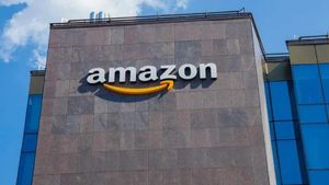 Amazon Sale 2023: अमेजन पर बिग डील, इलेक्ट्रॉनिक आइटम काफी सस्ते, लैपटॉप पर 42 प्रतिशत तक की छूट 