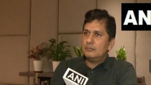 उनकी अपनी ही पार्टी में कोई प्रासंगिकता नहीं है...संदीप दीक्षित के बयान पर आप नेता सौरभ भारद्वाज का कटाक्ष