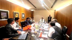 MP: डेयरी किसानों को मिलेगी दूध की सही कीमत, CM मोहन यादव ने सांची और अमूल के साथ की बैठक