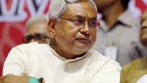 Opposition: नीतीश को किनारे कर कांग्रेस ने संभाल ली कमान