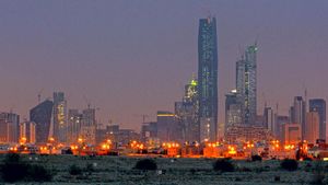 Saudi Arabia: तेजी से अपने आप को क्यों बदल रहा है सऊदी अरब? 
