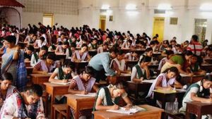 HPBOSE Date Sheet 2024: हिमाचल प्रदेश 10वीं और 12वीं बोर्ड परीक्षा की तारीखें फिर हुई चेंज, देखें नई डेट शीट 
