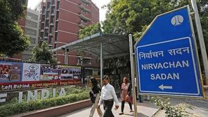 Election Commission: मोदी ने कांग्रेस की साजिश की नाकाम 