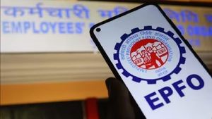 Provident Fund: KYC के लिए कहीं जाने की जरूरत नहीं, घर बैठे PF अकाउंट में करें सुधार, इन स्टेप्स को करें फॉलो 