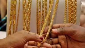 Gold Price Today: सोने की कीमत ऑल टाइम हाई पर, चांदी 76 हजार के पार, जानिए अचानक तेजी की वजह 