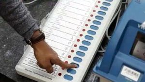 EVM: ईवीएम जायेगी तो फिर से बूथ कैप्चरिंग आयेगी 