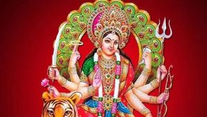 Chaitra Navratri 2024, Day 8: महाअष्टमी पर आज जरूर करें ये काम वरना  होगी घोर निराशा  