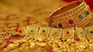 Gold Price Today: शादियों के सीजन से पहले सोने-चांदी की कीमत में तेजी, खरीदने से पहले जान लें ताजा भाव 