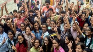 JEE Advanced Result 2024: जेईई एडवांस्ड के नतीजे जारी, 360 में से 355 अंकों के साथ वेद लाहोटी ने किया टॉप  