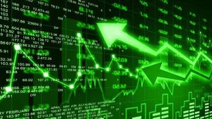 Share Market: RBI ने नहीं बढ़ाई ब्याज दरें, शेयर बाजार में उछाल, सेंसेक्स-निफ्टी 1% बढ़ा