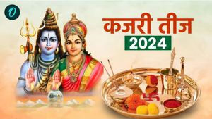 Kajari Teej 2024 WISHES: 'सजी रहे माथे पर बिंदिया',  कजली तीज को अपनों को भेजें  ये संदेश