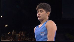 Paris Olympics: 'स्मगलिंग' के आरोप में भारतीय रेसलर गिरफ्तार, पेरिस से वापस भारत भेजने का आदेश