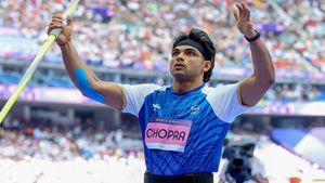 'आप भारत की आन-बान-शान हो', GOLD जीतने से चूक गए नीरज चोपड़ा फिर भी देश ने किया सलाम