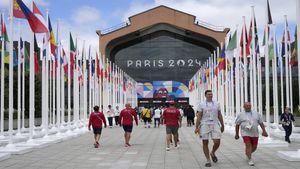 Paris Olympics में भीषण गर्मी से एथलीट परेशान, भारतीय खिलाड़ियों के लिए भेजे गए 40 AC, फैंस का भी बुरा हाल