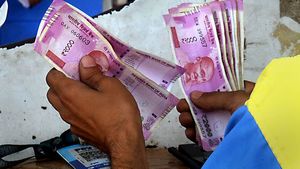 2000 Note: अब तक कितने 2 हजार के नोट आए वापस? RBI ने दिया बड़ा अपडेट