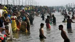 Kartik Snan 2024: कार्तिक स्नान आज से प्रारंभ, जानिए महत्व और पूजा विधि 