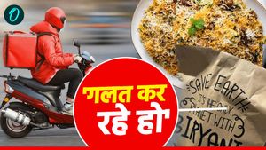 ‘धर्म में ये ठीक नहीं है’ दिवाली से पहले चिकन बिरयानी ऑर्डर, भड़क गया पार्सल देने पहुंचा Delivery Boy