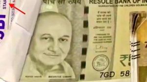 OMG: इतनी हेरा फेरी! अनुपम खेर की तस्वीर लगे 500-500 के नोटों से खरीद लिया 2Kg सोना, हैरान कर देगा ये मामला 