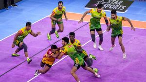 Pro Kabaddi League में पटना पाइरेट्स को इस सीजन मिली पहली जीत, तमिल थलाइवाज को रोमांचक मैच में हराया