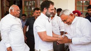 Fact Check: क्या होने वाला है खेला? राहुल गांधी-नीतीश कुमार की हंसते हुए वायरल फोटो की क्या है सच्चाई?