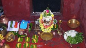 Satyanarayan Purnima 2024 Aaj: सत्यनारायण की कथा से दूर होंगे सारे संकट
