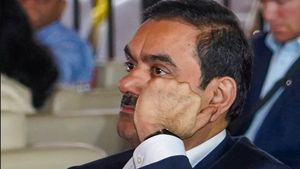 Adani Bribe Row: आखिर किन राज्यों में अधिकारियों को घूस देने का है आरोप, एक अधिकारी को मिले 230 मिलियन USD