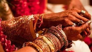 Kharmas 2024: खरमास में क्यों नहीं होती है शादी? क्या ये एक अशुभ महीना है?