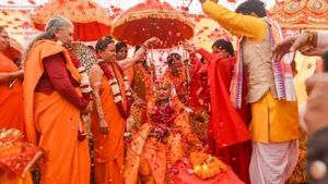  Maha Kumbh 2025: अखाड़ों के बिना क्यों अधूरा है महाकुंभ? जानिए इतिहास और महत्व 