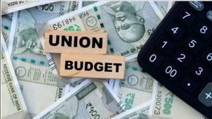 Budget 2025:  मध्यम वर्ग बजट 2025 के लिए क्या सोच रहा? 